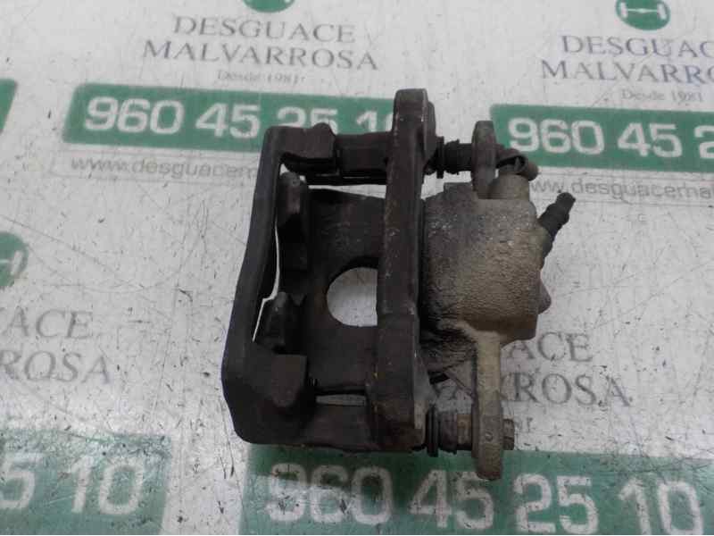 Recambio de pinza freno delantera derecha para bmw serie 1 berlina (e81/e87) 118d referencia OEM IAM 34116774682  