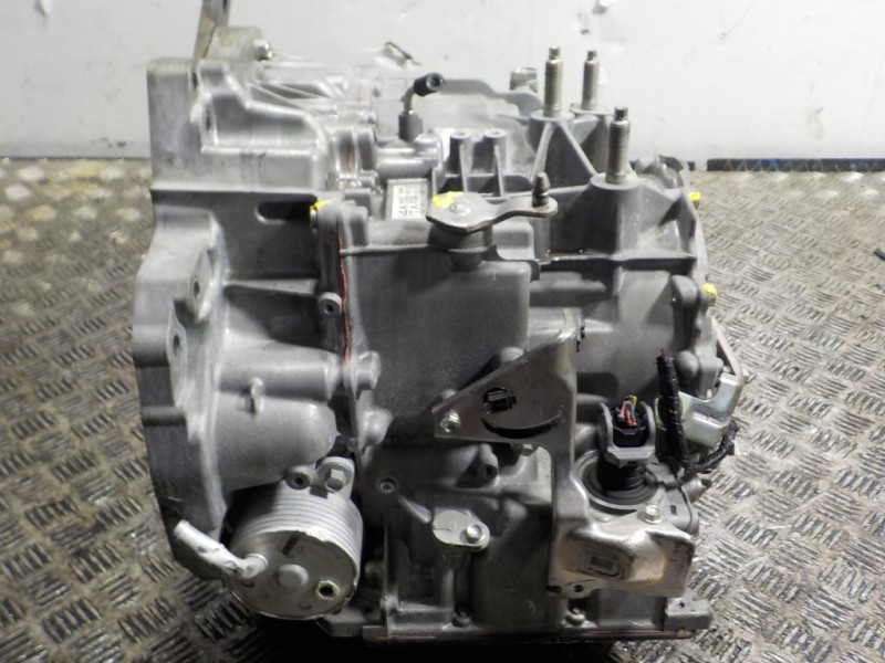 Recambio de caja cambios para mazda cx-3 exclusive-line referencia OEM IAM   