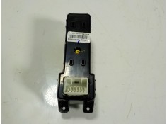 Recambio de mando elevalunas trasero izquierdo para hyundai tucson 1.7 crdi cat referencia OEM IAM 93580D30214X 93580D3021  2