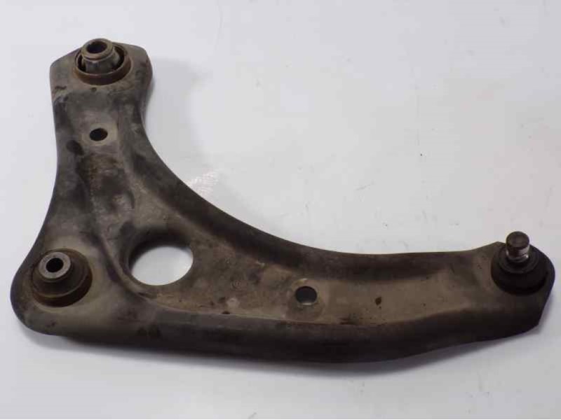 Recambio de brazo suspension inferior delantero izquierdo para nissan micra (k13) 1.2 cat referencia OEM IAM   