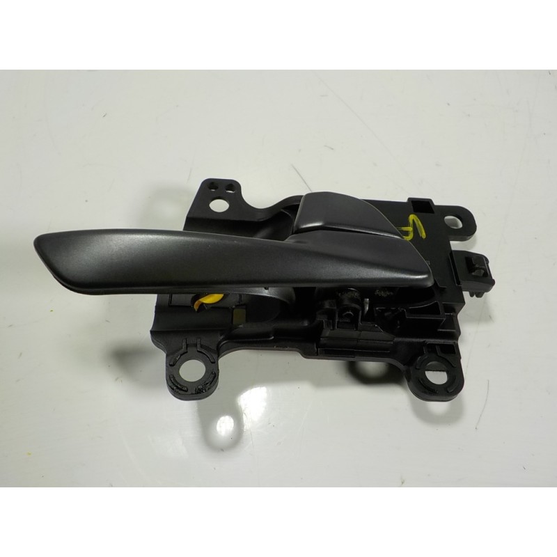 Recambio de maneta interior delantera derecha para hyundai tucson 1.7 crdi cat referencia OEM IAM 82620D7000PST  