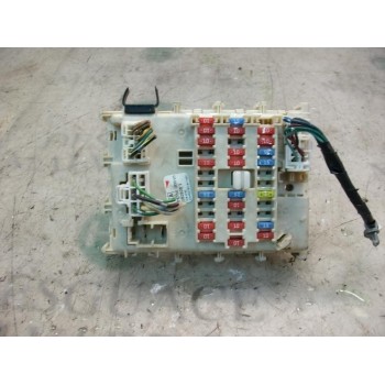 CAJA RELES / FUSIBLES 