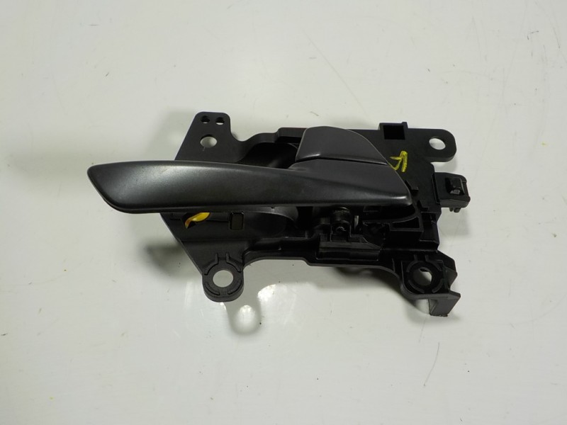 Recambio de maneta interior trasera derecha para hyundai tucson 1.7 crdi cat referencia OEM IAM 83620D7000PST  