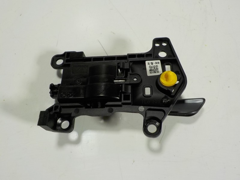 Recambio de maneta interior trasera derecha para hyundai tucson 1.7 crdi cat referencia OEM IAM 83620D7000PST  