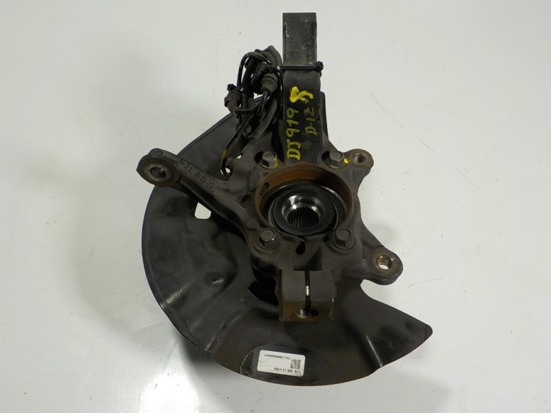 Recambio de mangueta delantera izquierda para hyundai tucson 1.7 crdi cat referencia OEM IAM 51715D7000  