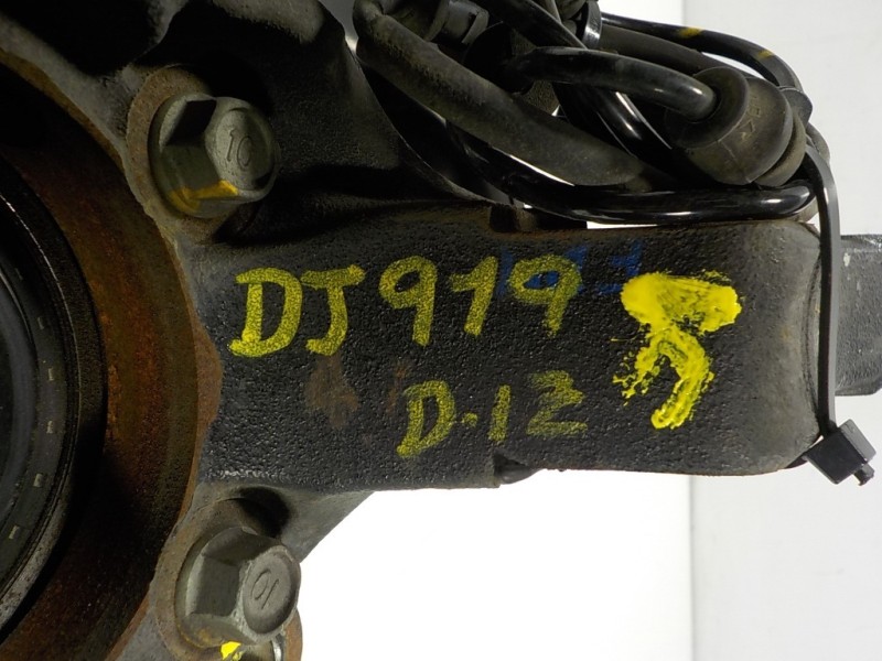 Recambio de mangueta delantera izquierda para hyundai tucson 1.7 crdi cat referencia OEM IAM 51715D7000  