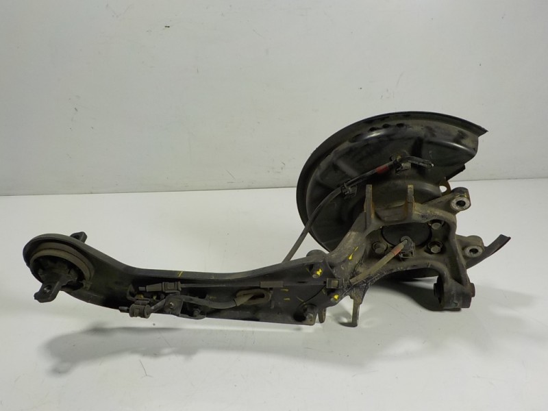 Recambio de mangueta trasera derecha para hyundai tucson 1.7 crdi cat referencia OEM IAM 52720D7000 55280H3000 