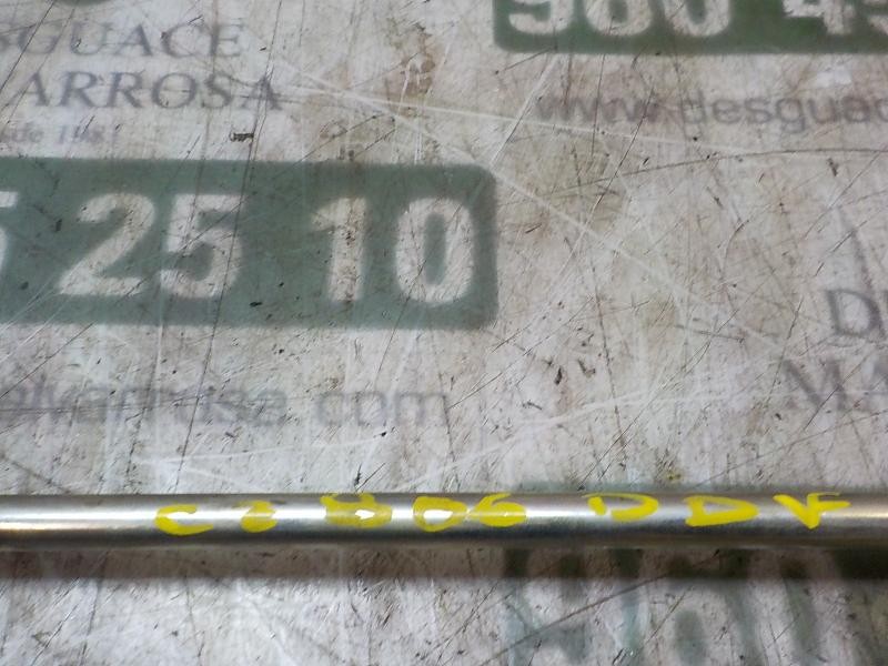 Recambio de tirante delantero derecho para toyota rav 4 2.0 d-4d cat referencia OEM IAM 4882042030  