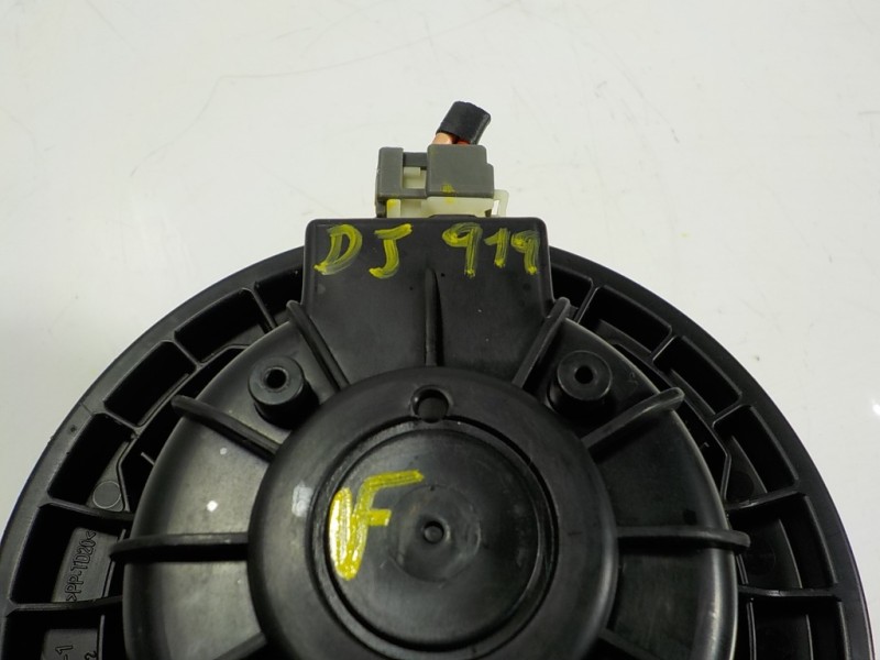 Recambio de motor calefaccion para hyundai tucson 1.7 crdi cat referencia OEM IAM 97113D7000 D316N 