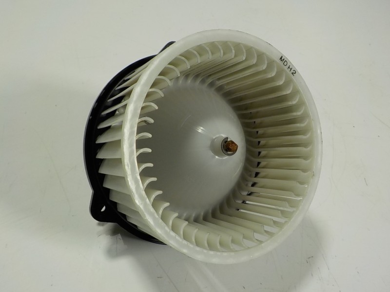 Recambio de motor calefaccion para hyundai tucson 1.7 crdi cat referencia OEM IAM 97113D7000 D316N 