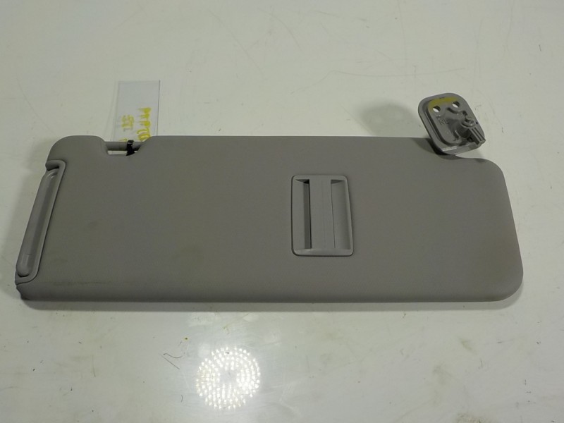 Recambio de parasol izquierdo para hyundai tucson 1.7 crdi cat referencia OEM IAM 85201D3000TTX  