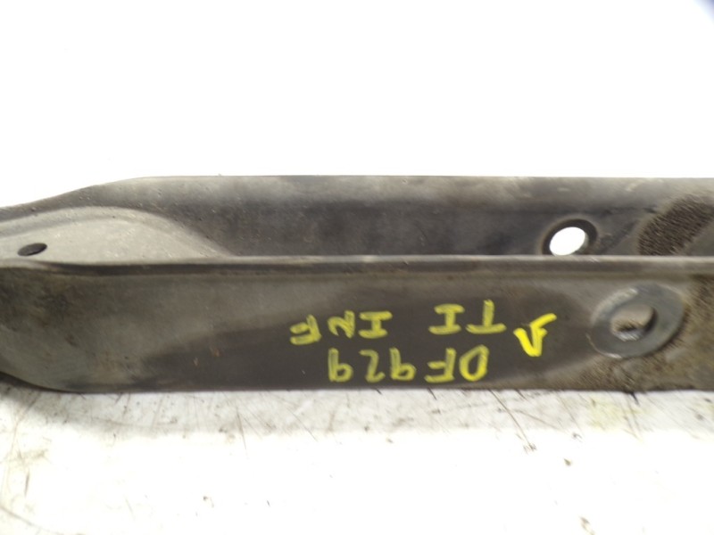 Recambio de brazo suspension inferior trasero izquierdo para nissan qashqai (j10) acenta referencia OEM IAM 55111JD00A  