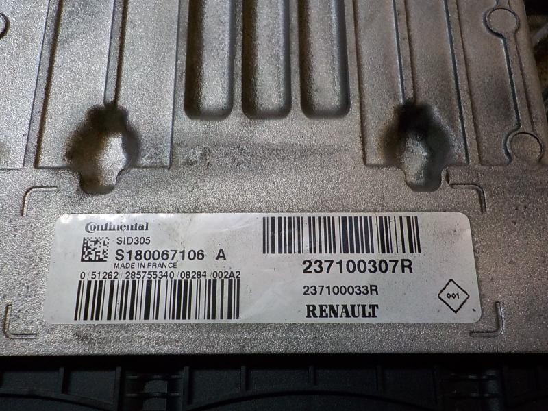 Recambio de centralita motor uce para renault megane iii berlina 5 p expression referencia OEM IAM   