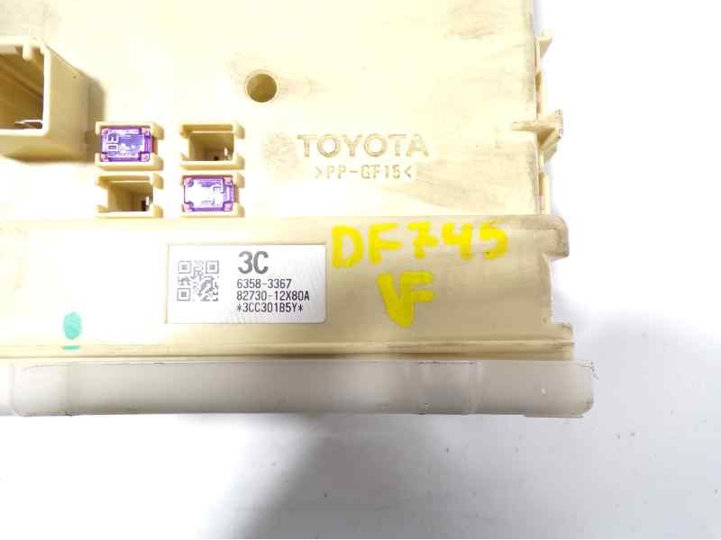 Recambio de caja reles / fusibles para toyota auris 1.8 16v cat (híbrido) referencia OEM IAM   
