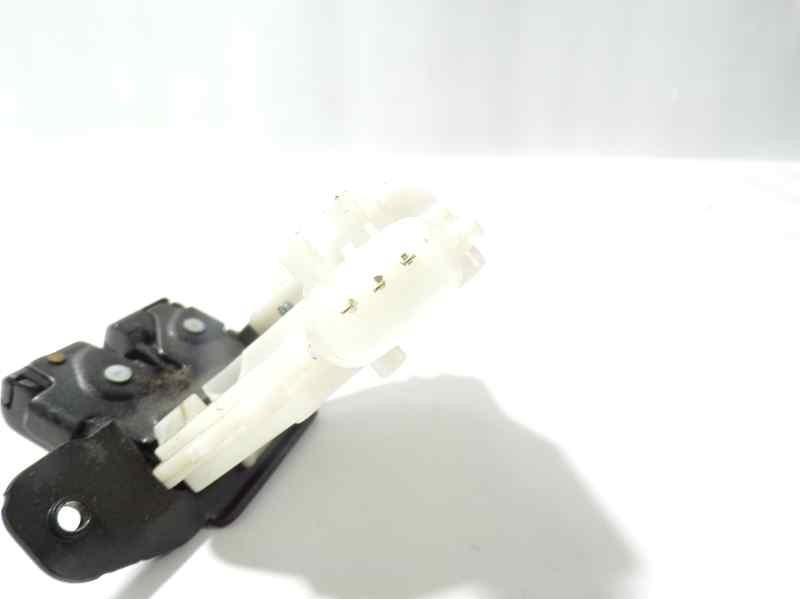 Recambio de cerradura maletero / porton para toyota auris 1.8 16v cat (híbrido) referencia OEM IAM   