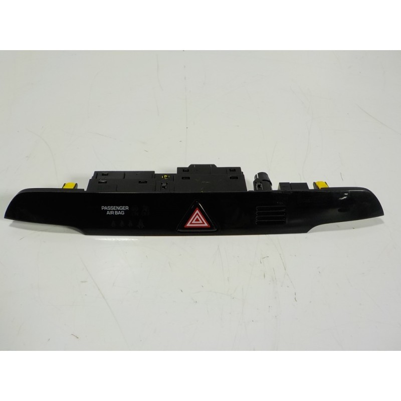 Recambio de warning para hyundai tucson 1.7 crdi cat referencia OEM IAM 93700D7100BLH 93700D7100 