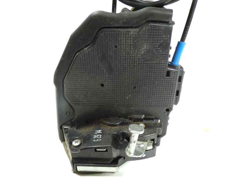 Recambio de cerradura puerta trasera derecha para toyota auris 1.8 16v cat (híbrido) referencia OEM IAM   