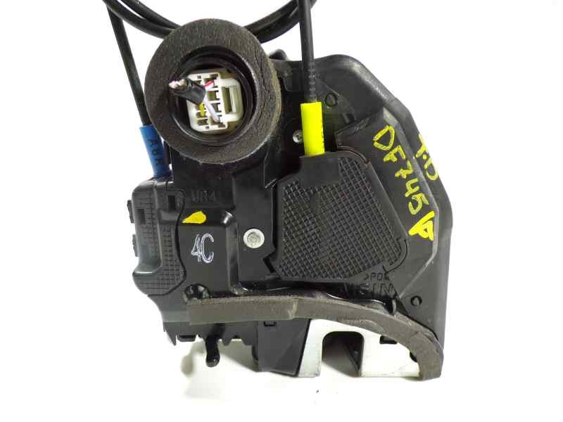 Recambio de cerradura puerta trasera derecha para toyota auris 1.8 16v cat (híbrido) referencia OEM IAM   