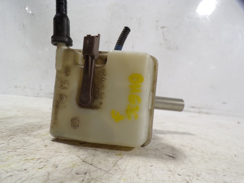 Recambio de bomba freno para peugeot 3008 1.6 blue-hdi fap referencia OEM IAM 4601T1  