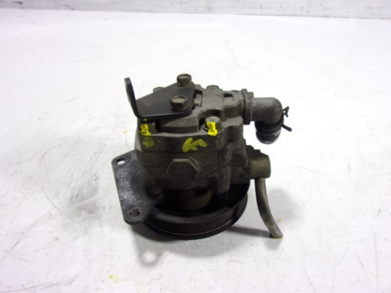 Recambio de bomba direccion para land rover discovery 4 tdv6 se referencia OEM IAM LR014090 AH223A696AB 