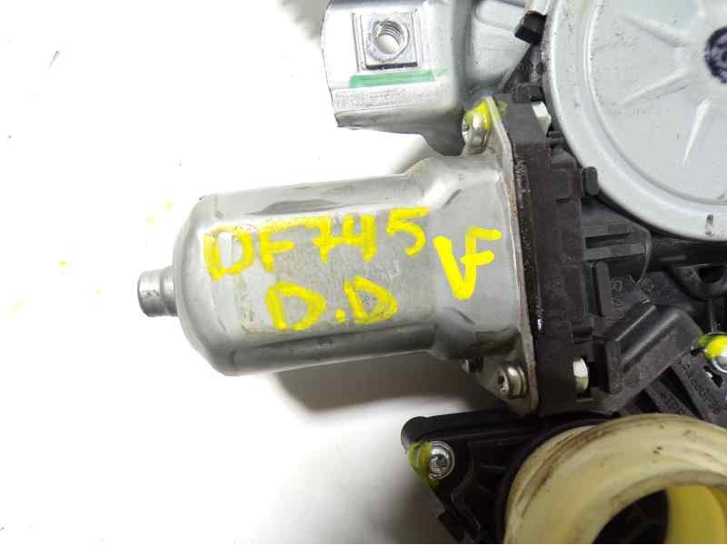 Recambio de elevalunas delantero derecho para toyota auris 1.8 16v cat (híbrido) referencia OEM IAM   