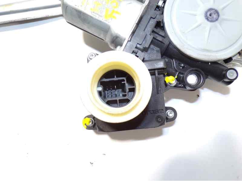 Recambio de elevalunas trasero izquierdo para toyota auris 1.8 16v cat (híbrido) referencia OEM IAM   