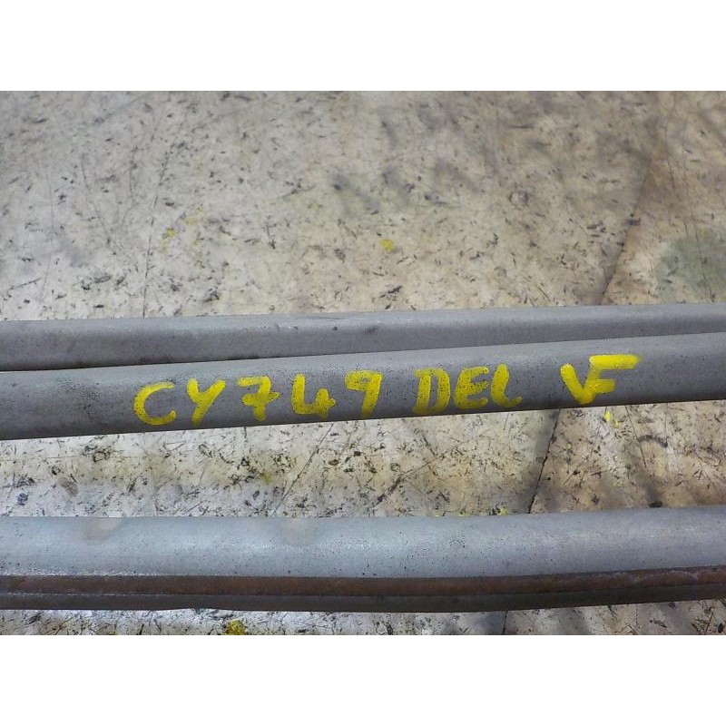 Recambio de articulacion limpia delantero para ford focus lim. (cb4) 1.6 tdci cat referencia OEM IAM 1704580  