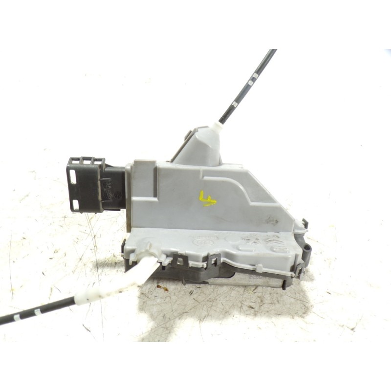 Recambio de cerradura puerta trasera izquierda para peugeot 3008 1.6 blue-hdi fap referencia OEM IAM 9800623780 006237 