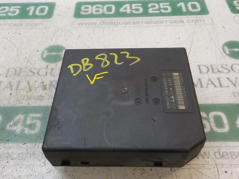 Recambio de caja reles / fusibles para renault megane iii berlina 5 p expression referencia OEM IAM   