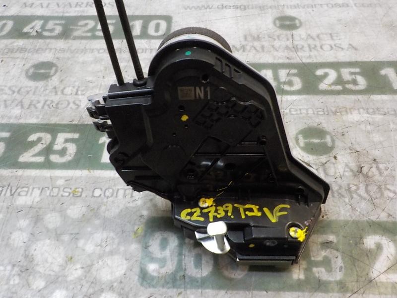 Recambio de cerradura puerta trasera izquierda para toyota aygo 1.0 cat referencia OEM IAM 6906002390  