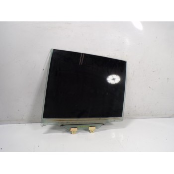 CRISTAL PUERTA TRASERO IZQUIERDO 823019571R 