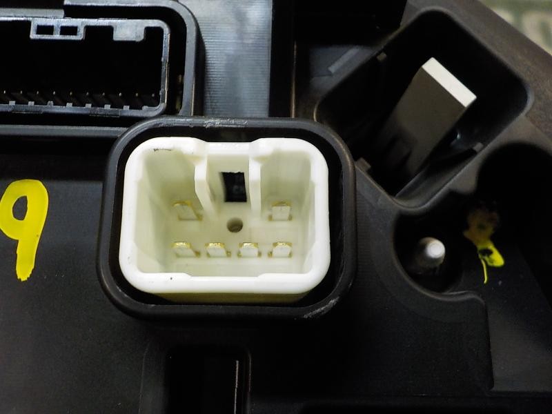 Recambio de cuadro instrumentos para toyota aygo 1.0 cat referencia OEM IAM 838000H440  