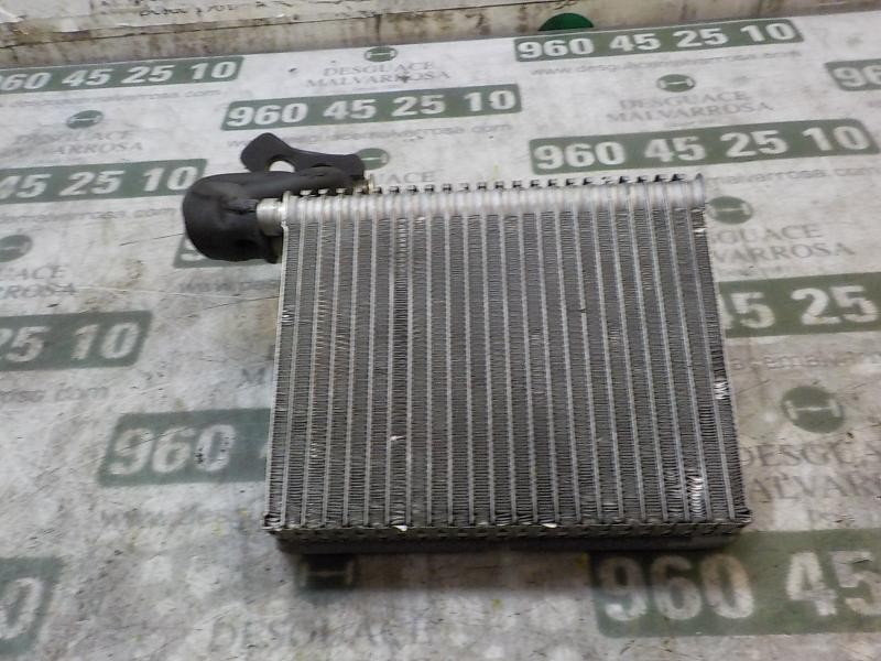 Recambio de evaporador aire acondicionado para toyota aygo 1.0 cat referencia OEM IAM 87050YV030  