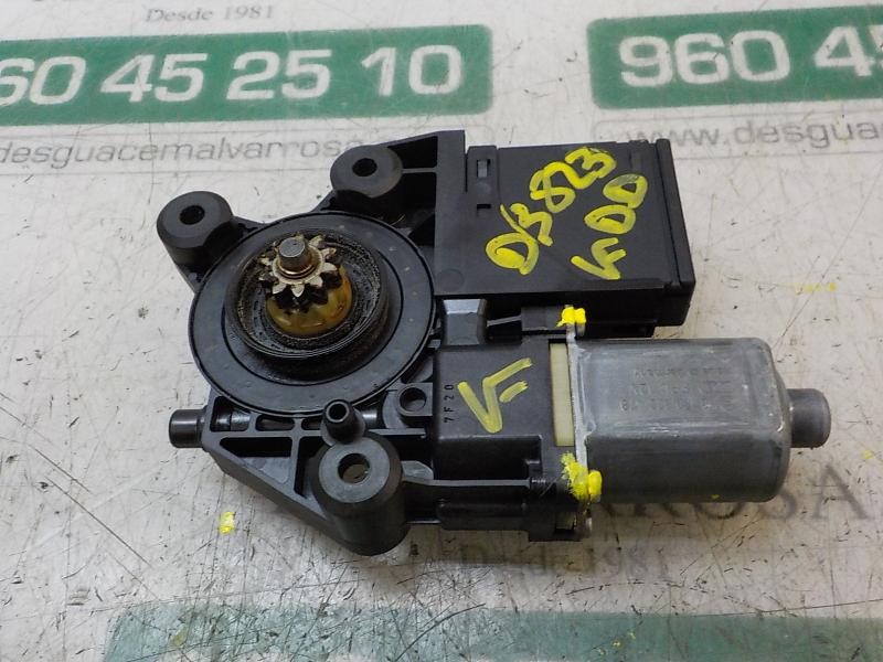 Recambio de motor elevalunas delantero derecho para renault megane iii berlina 5 p expression referencia OEM IAM   