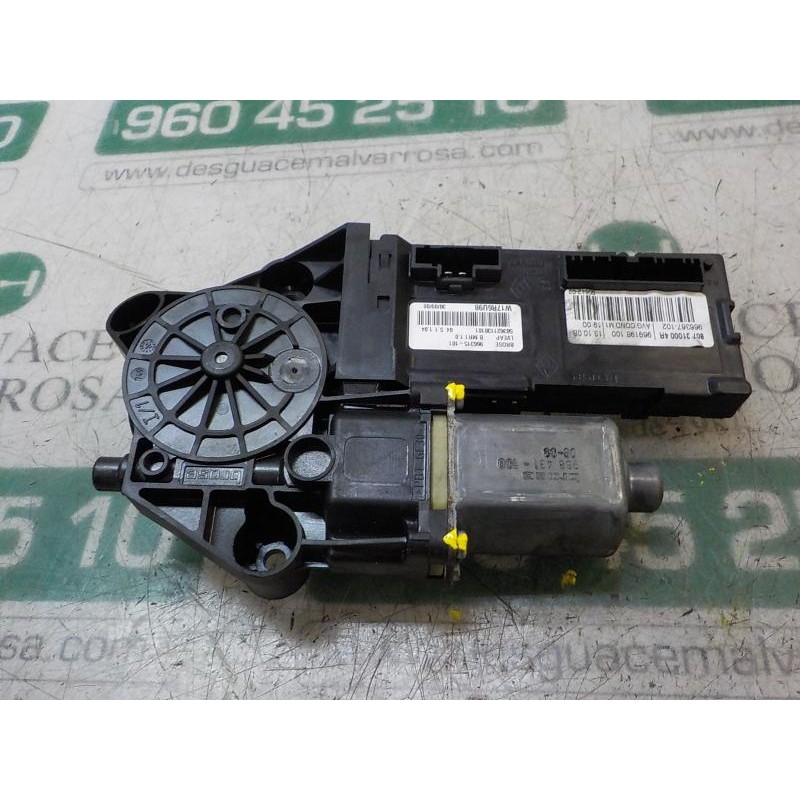 Recambio de motor elevalunas delantero izquierdo para renault megane iii berlina 5 p expression referencia OEM IAM   