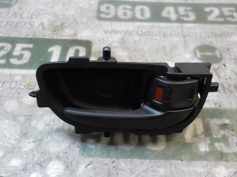 Recambio de maneta interior trasera derecha para toyota aygo 1.0 cat referencia OEM IAM   