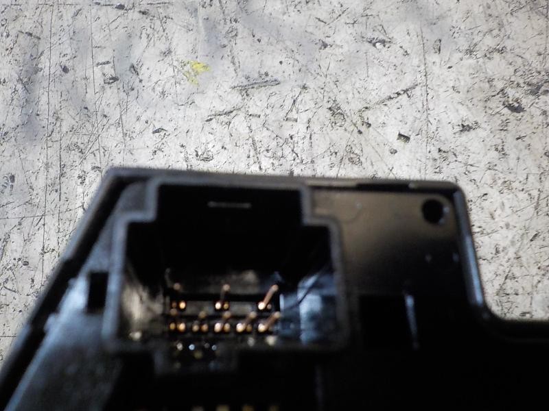 Recambio de mando intermitentes para ford focus lim. (cb4) 1.6 tdci cat referencia OEM IAM 1362588  