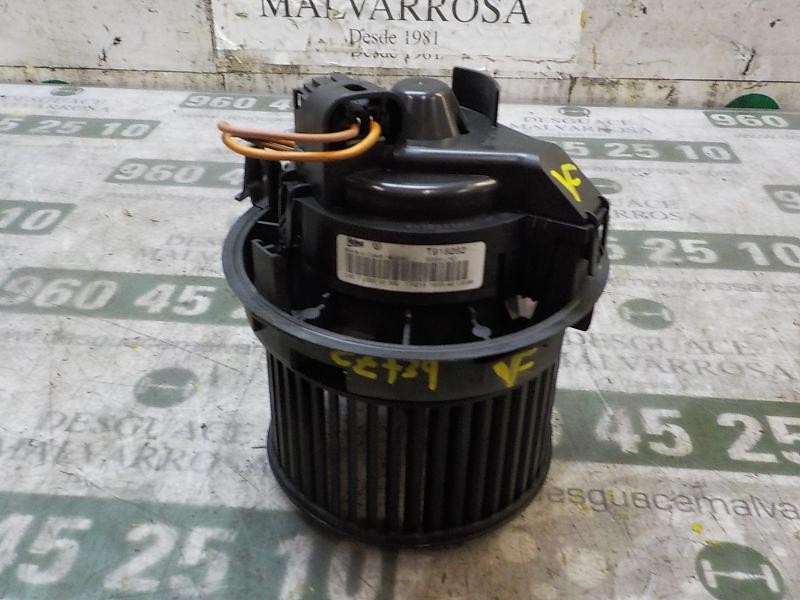 Recambio de motor calefaccion para toyota aygo 1.0 cat referencia OEM IAM 87103YV010  