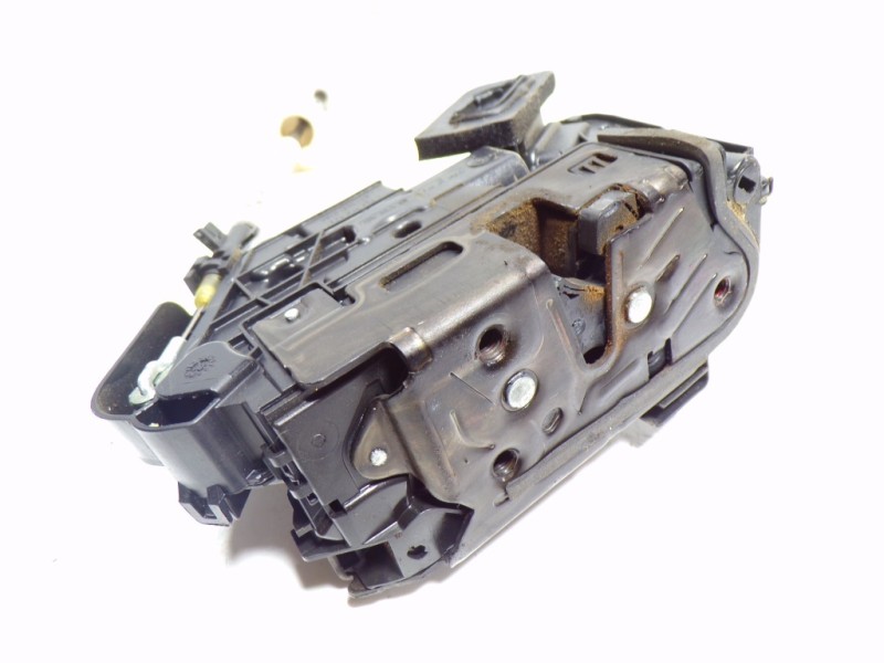 Recambio de cerradura puerta delantera derecha para seat arona 1.0 tsi referencia OEM IAM 5TB837016A 5TB837016A 