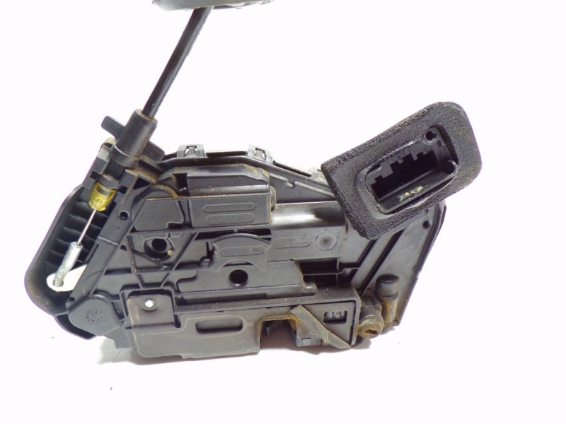 Recambio de cerradura puerta trasera derecha para seat arona 1.0 tsi referencia OEM IAM 5TA839016E 5TA839016E 