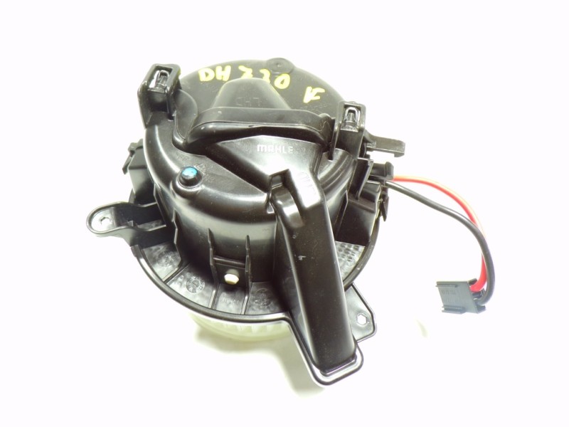 Recambio de motor calefaccion para seat arona 1.0 tsi referencia OEM IAM 2Q1820021 2Q1820021 GT860003