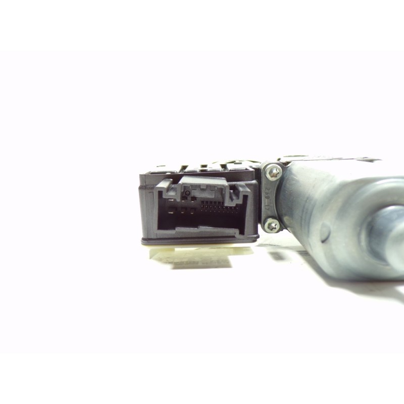 Recambio de motor elevalunas delantero derecho para seat arona 1.0 tsi referencia OEM IAM 2Q1959882D 2Q1959882D 0130822064