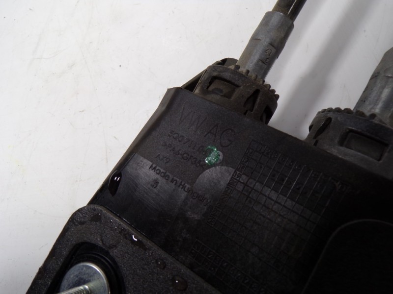 Recambio de palanca cambio para seat arona 1.0 tsi referencia OEM IAM 2Q0711049J 5Q07110621 