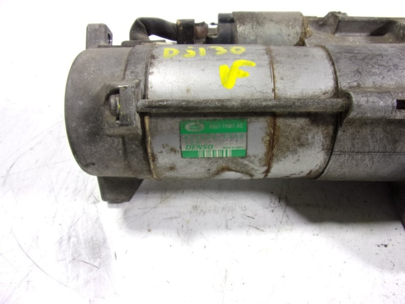 Recambio de motor arranque para land rover discovery 4 tdv6 se referencia OEM IAM LR013540 AH2211001AC 