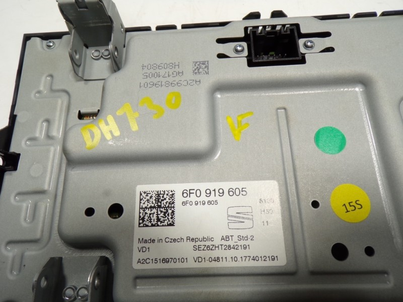 Recambio de pantalla multifuncion para seat arona 1.0 tsi referencia OEM IAM 6F09196052ZZ 6F0919605 A2C1516970101