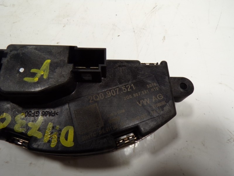 Recambio de resistencia calefaccion para seat arona 1.0 tsi referencia OEM IAM 2Q0907521 2Q0907521 