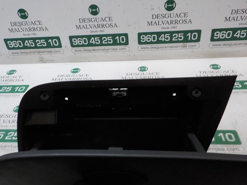 Recambio de guantera para seat leon (1p1) 1.9 tdi referencia OEM IAM   