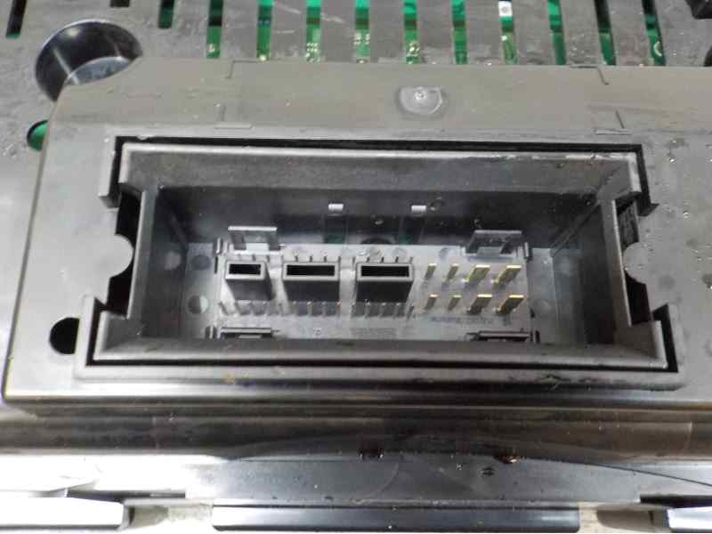 Recambio de cuadro instrumentos para volkswagen passat berlina (3c2) 2.0 tdi referencia OEM IAM 3C0920871Z02  