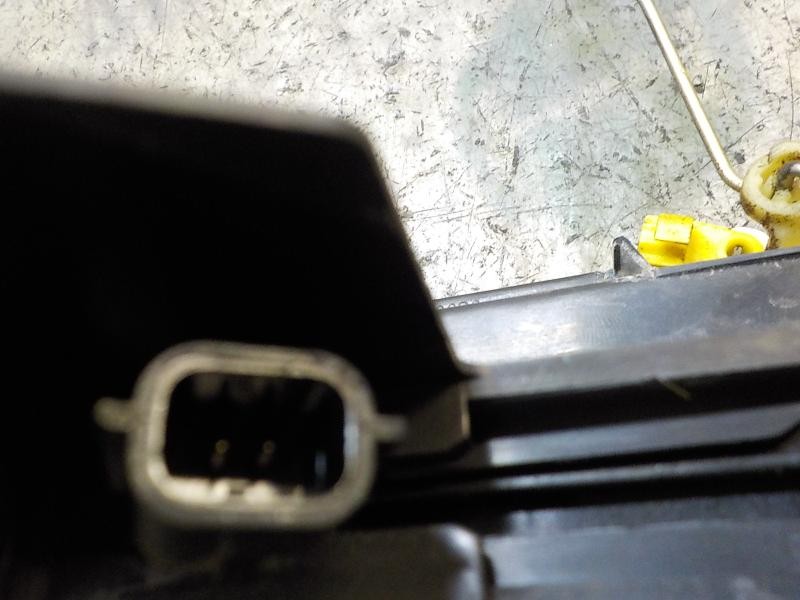 Recambio de cerradura puerta delantera izquierda para dacia logan ii 1.2 16v cat referencia OEM IAM 805034719R  