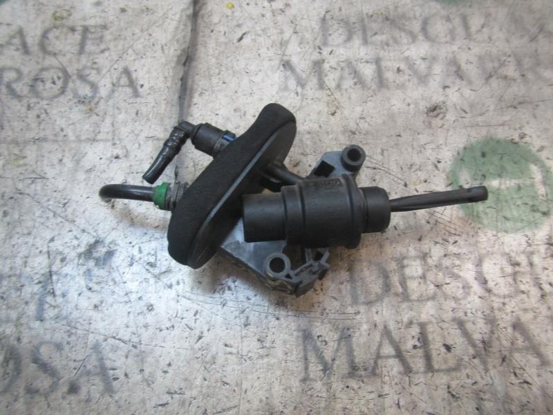 Recambio de bomba embrague para ford fiesta (cb1) 1.25 16v cat referencia OEM IAM   